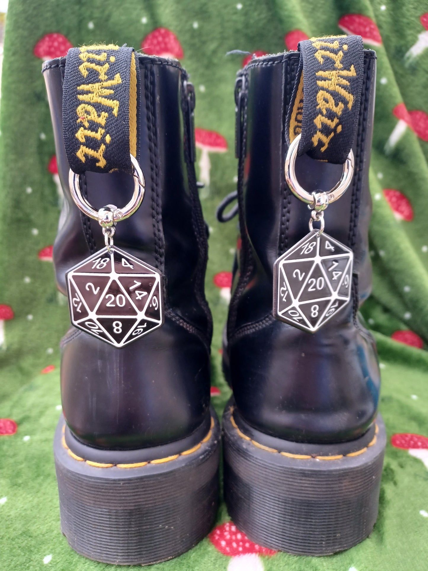 Acrylic black d20 boot charma