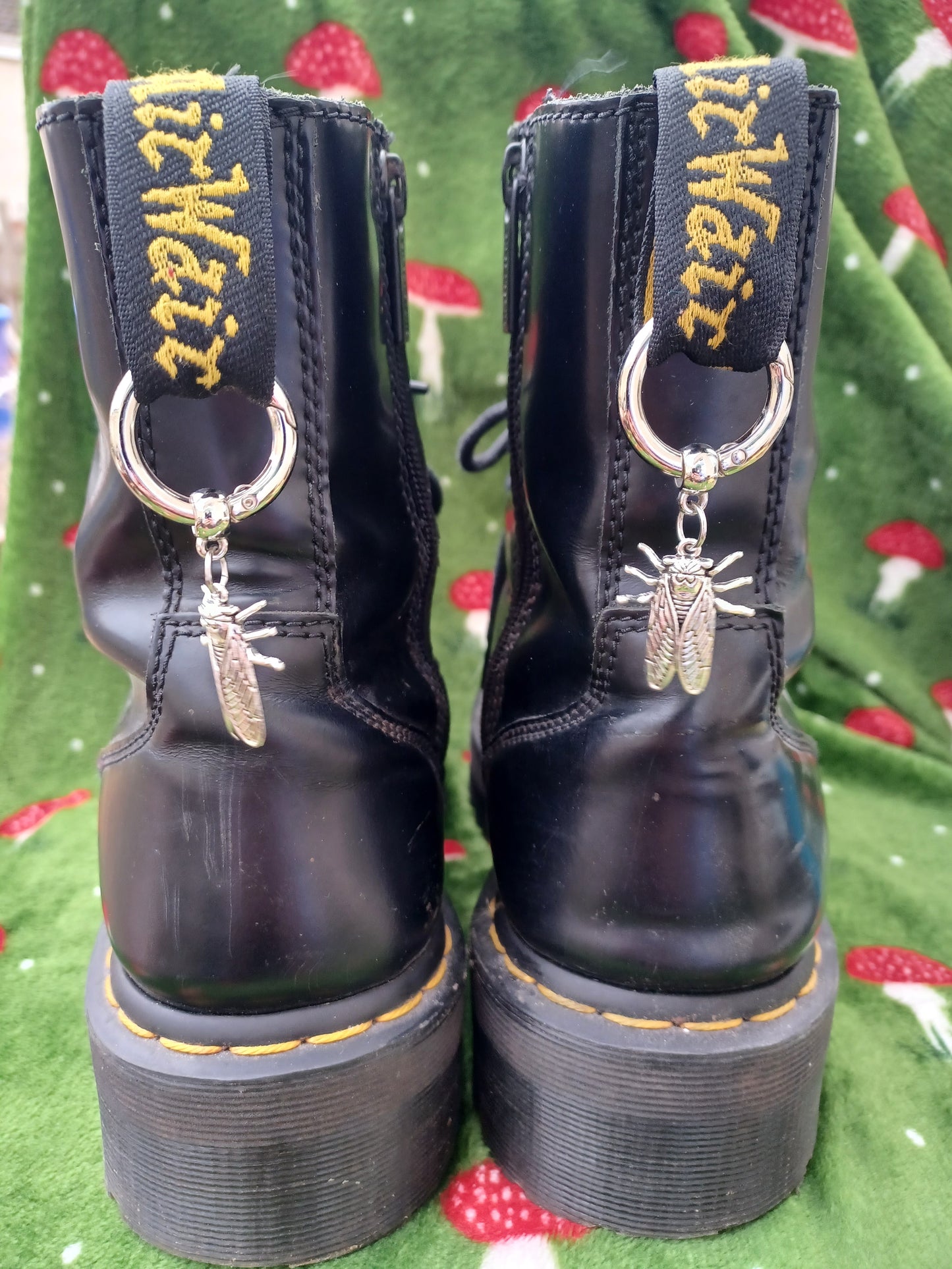 Cicada boot charms